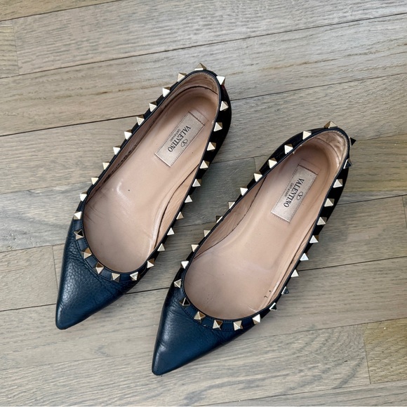 Valentino Garavani Rockstud Ballet Pointed Toe Flats Black Grained Leather US 7 - Picture 1 of 12